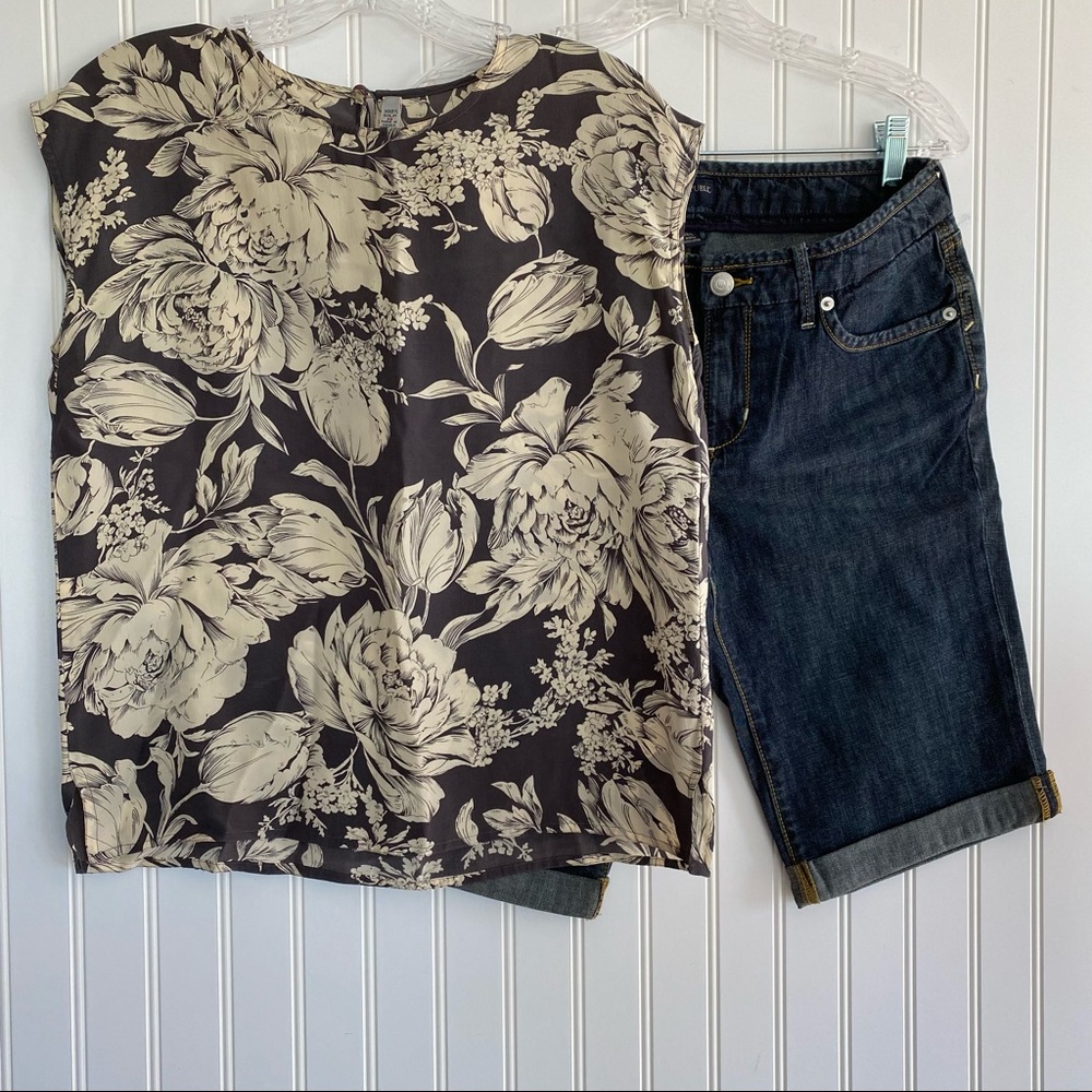 Korean-made silk sleeveless silk blouse SIZE M